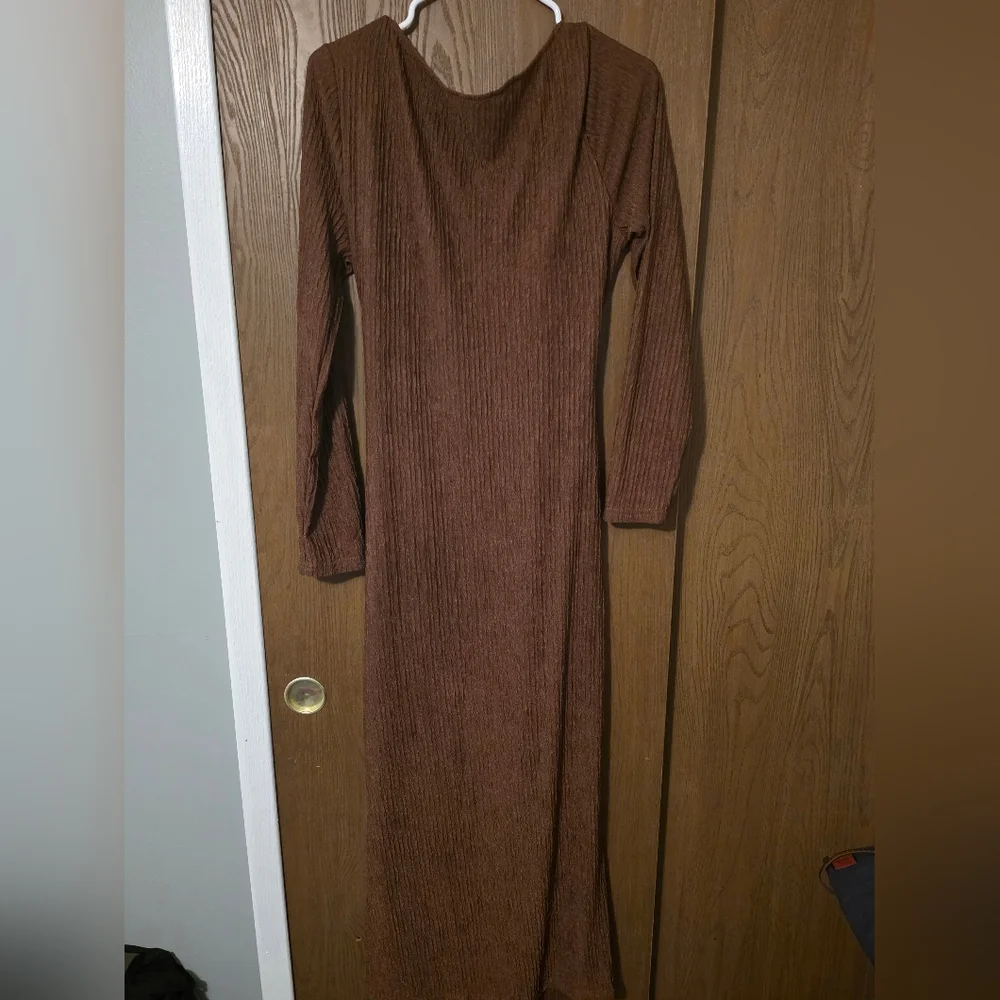 SHEIN Brown Long Sleeve Dress with Belt Detail - Picture 2 of 3